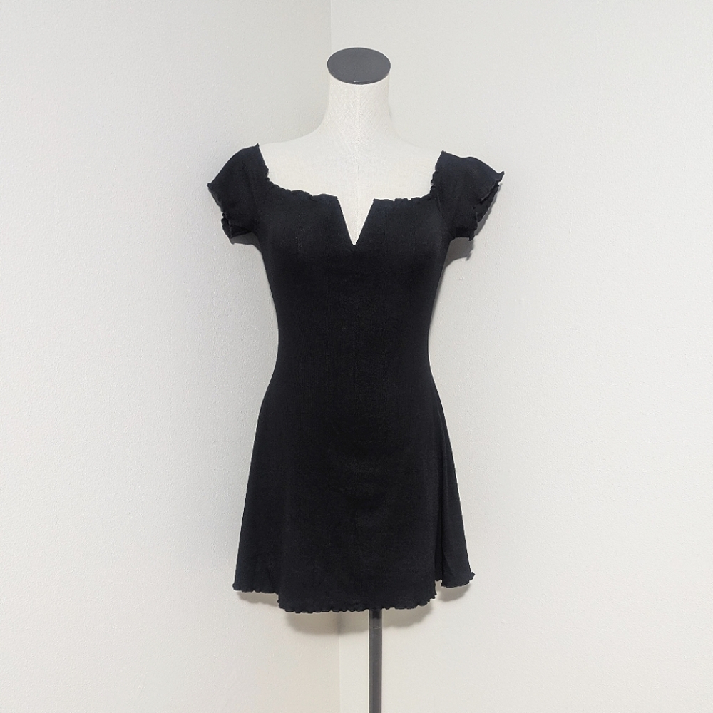 Majorelle Revolve Ophelia Off Shoulder Split V Neck Ribbed Mini Dress Medium